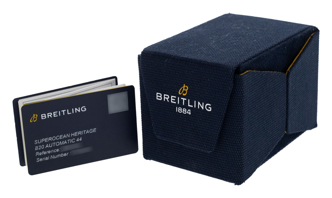 Breitling SuperOcean Heritage II 44 UB2030 Image 4